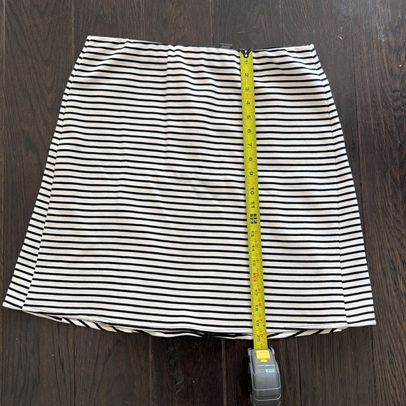 Ann Taylor skirt - Picture 3 of 5